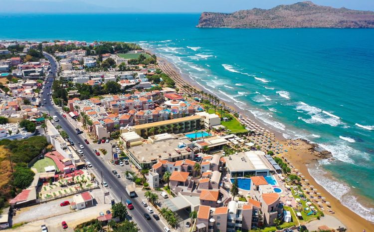  Seaside Serenity and Culinary Delights: Agia Marina Beach and Zephyros Restaurant Harmony